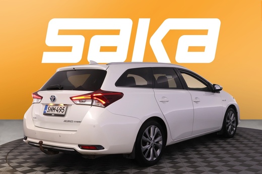 Toyota Auris vaihtoauto