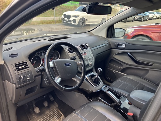 Ford Kuga vaihtoauto