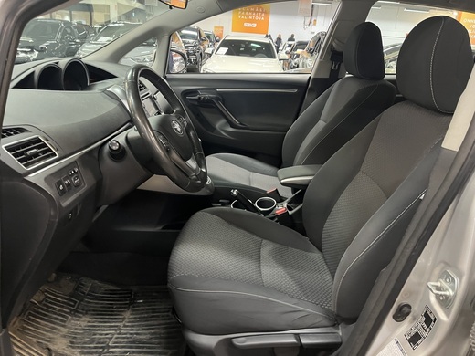 Toyota Verso vaihtoauto