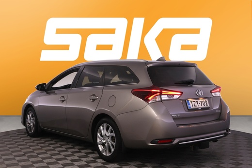 Toyota Auris vaihtoauto