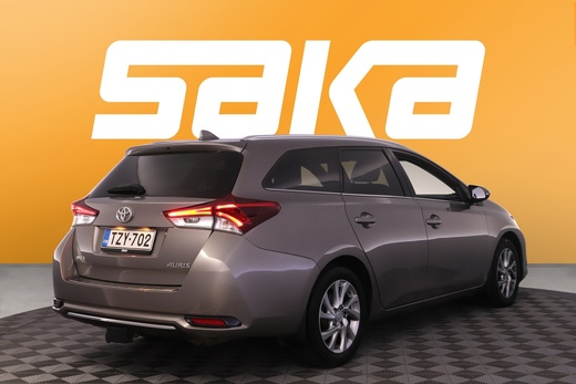 Toyota Auris vaihtoauto