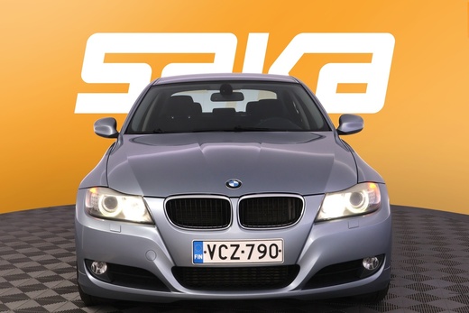 BMW 320 vaihtoauto