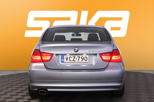 BMW 320 vaihtoauto