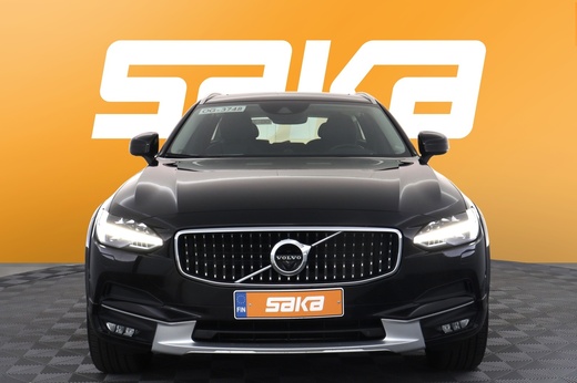 Volvo V90 Cross Country vaihtoauto