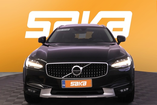 Volvo V90 Cross Country vaihtoauto