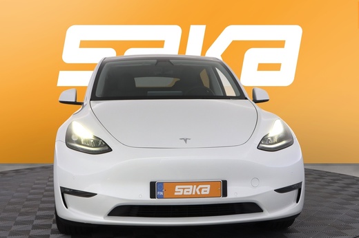 Tesla Model Y vaihtoauto