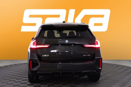 BMW iX1 vaihtoauto