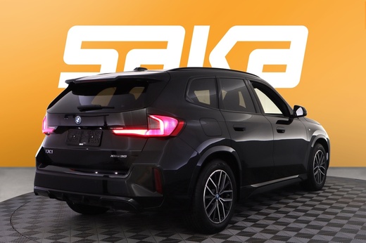 BMW iX1 vaihtoauto