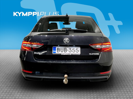 Skoda Superb vaihtoauto