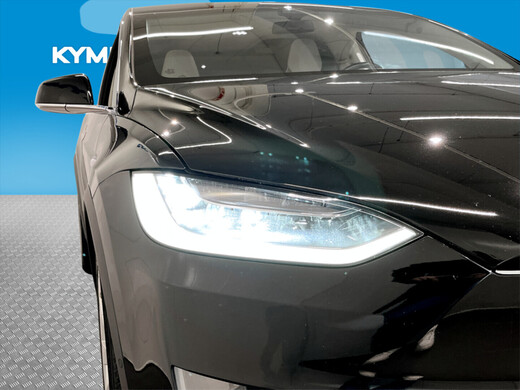 Tesla Model X vaihtoauto