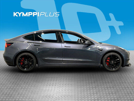 Tesla Model 3 vaihtoauto