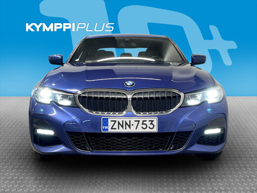 BMW 330 vaihtoauto