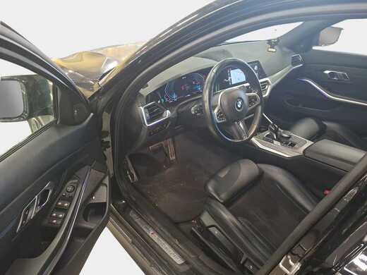 BMW 330 vaihtoauto
