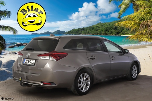 Toyota Auris vaihtoauto