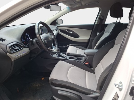Hyundai i30 Fastback vaihtoauto