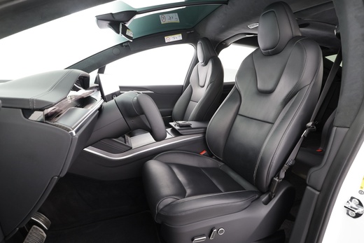 Tesla Model X vaihtoauto