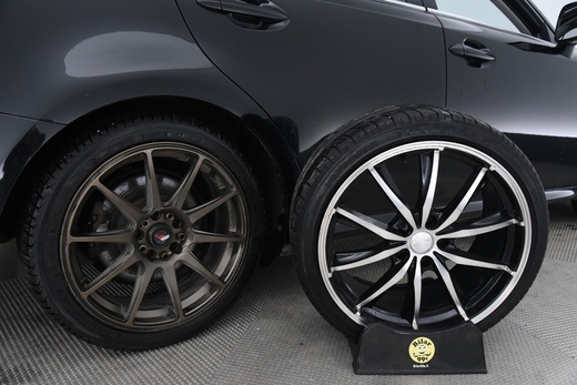 Lexus IS vaihtoauto