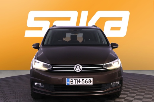 Volkswagen Touran vaihtoauto