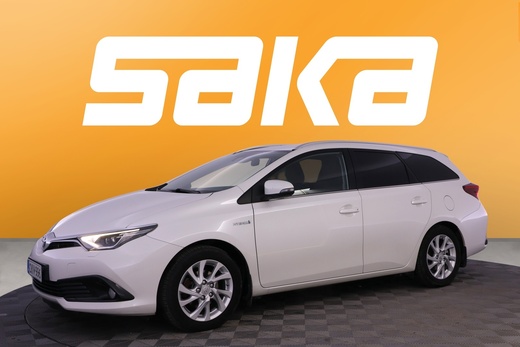 Toyota Auris vaihtoauto