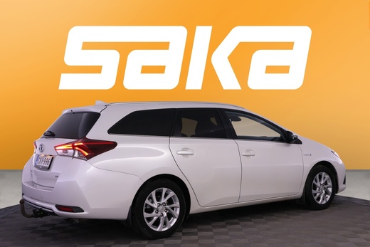 Toyota Auris vaihtoauto