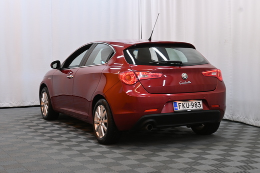 Alfa Romeo Giulietta vaihtoauto