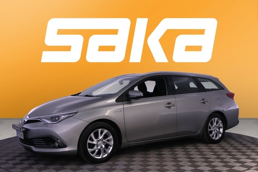 Toyota Auris vaihtoauto