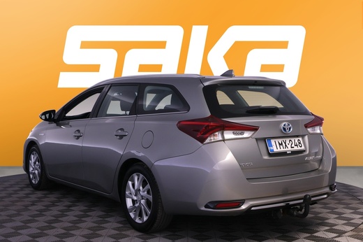 Toyota Auris vaihtoauto