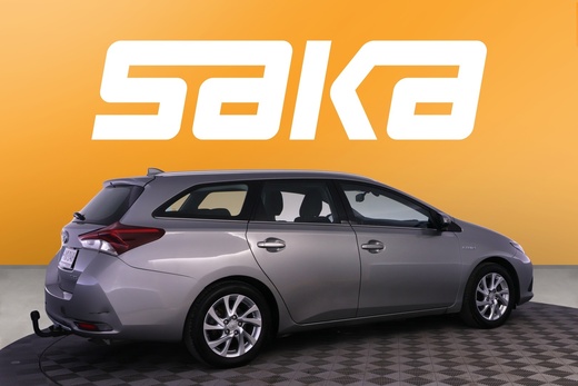 Toyota Auris vaihtoauto