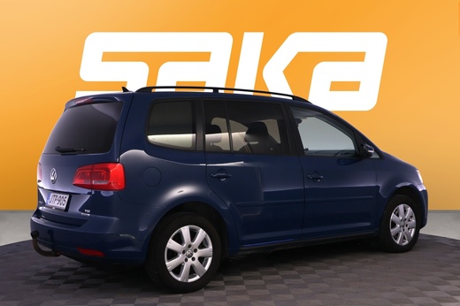 Volkswagen Touran vaihtoauto