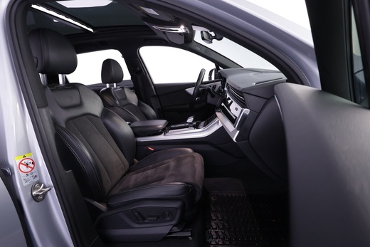 Audi Q7 vaihtoauto