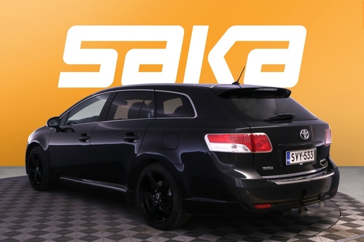 Toyota Avensis vaihtoauto