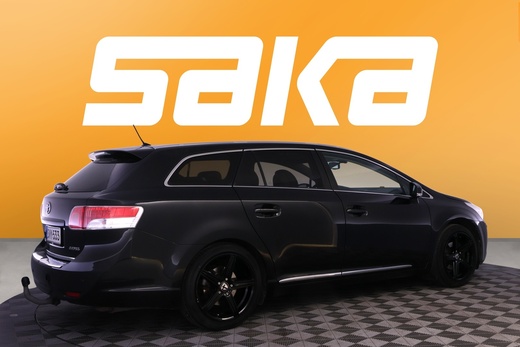 Toyota Avensis vaihtoauto