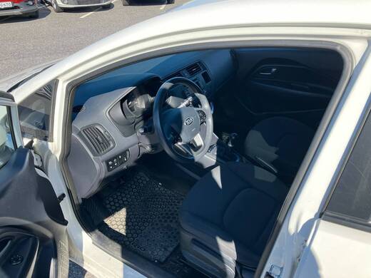 Kia Rio vaihtoauto