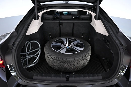 BMW i4 vaihtoauto