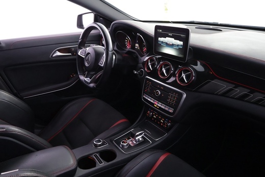 Mercedes-Benz CLA vaihtoauto