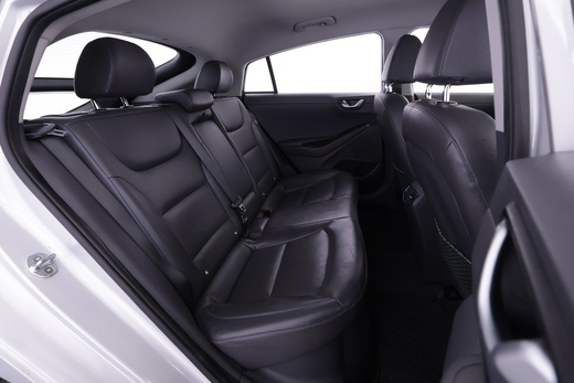 Hyundai IONIQ plug-in vaihtoauto