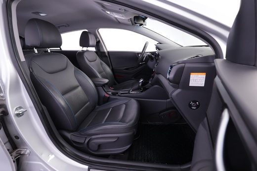 Hyundai IONIQ plug-in vaihtoauto