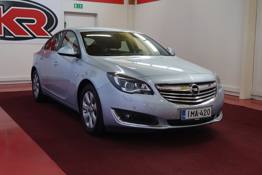Opel Insignia vaihtoauto
