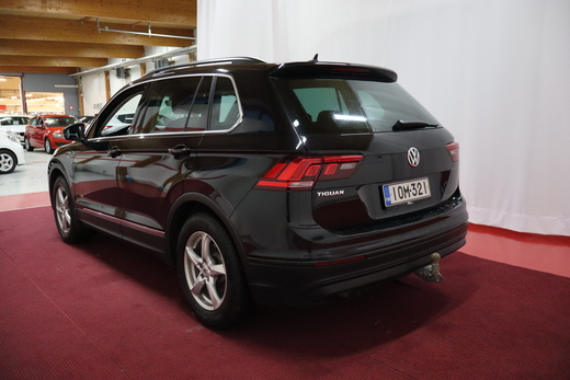 Volkswagen Tiguan vaihtoauto