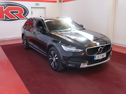 Volvo V90 Cross Country vaihtoauto