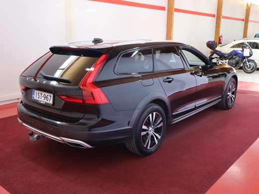 Volvo V90 Cross Country vaihtoauto