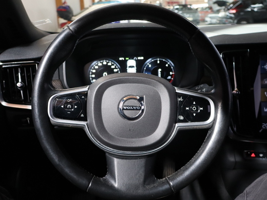 Volvo V90 Cross Country vaihtoauto