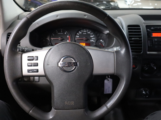 Nissan Navara vaihtoauto