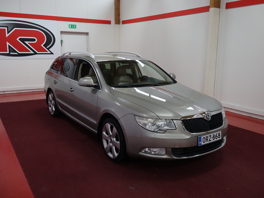 Skoda Superb vaihtoauto
