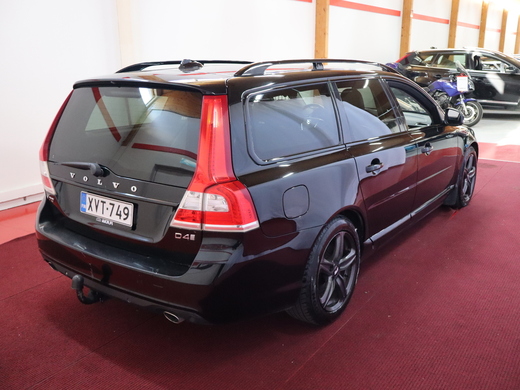 Volvo V70 vaihtoauto