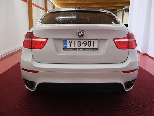 BMW X6 vaihtoauto