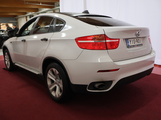 BMW X6 vaihtoauto