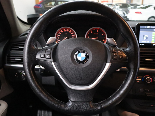 BMW X6 vaihtoauto