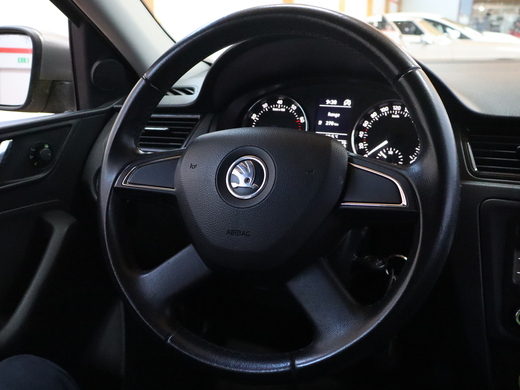 Skoda Rapid vaihtoauto