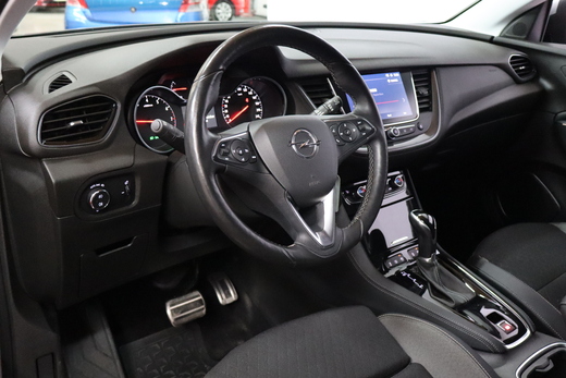 Opel Grandland X vaihtoauto